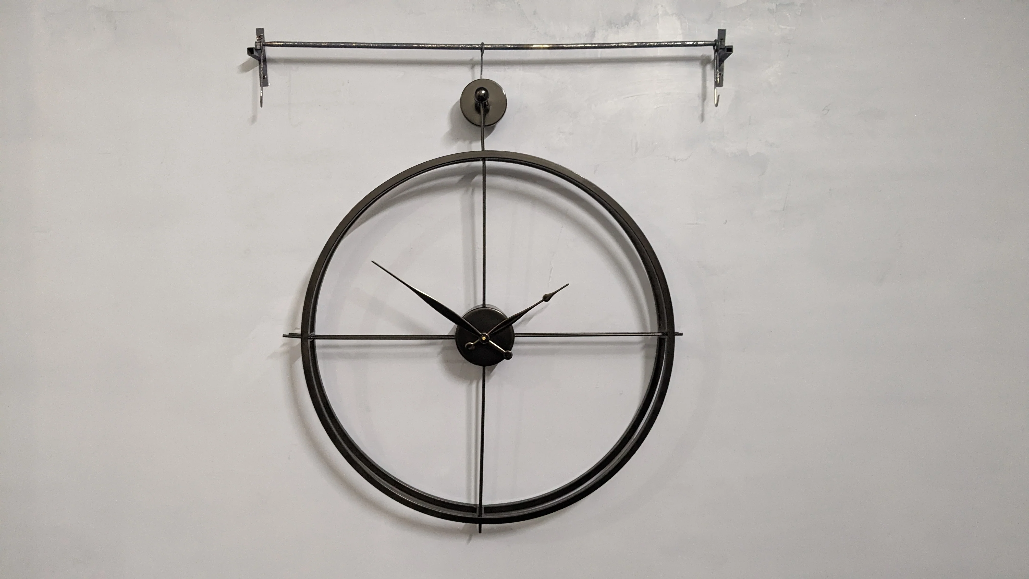 Black Round Wall clock - Image 3