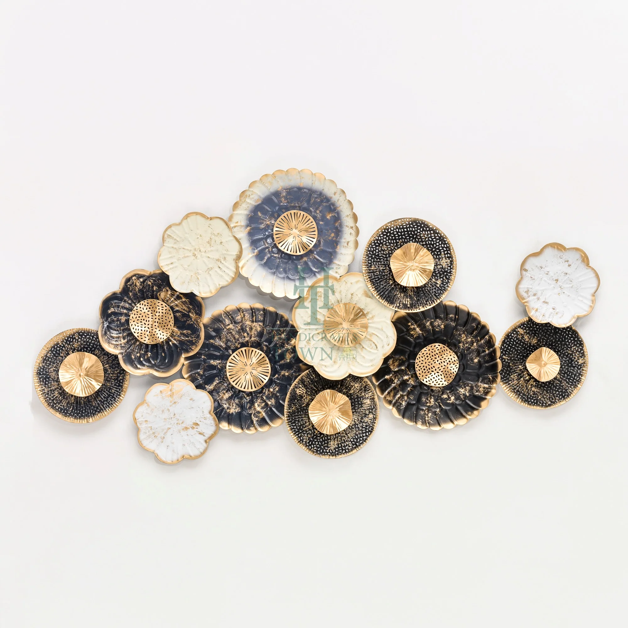 Cosmoliving Metal Wall Art - Image 3