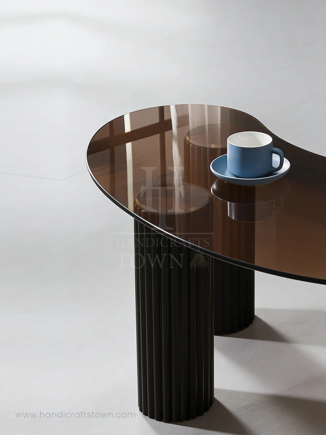 RibCraft Center Table - Image 4