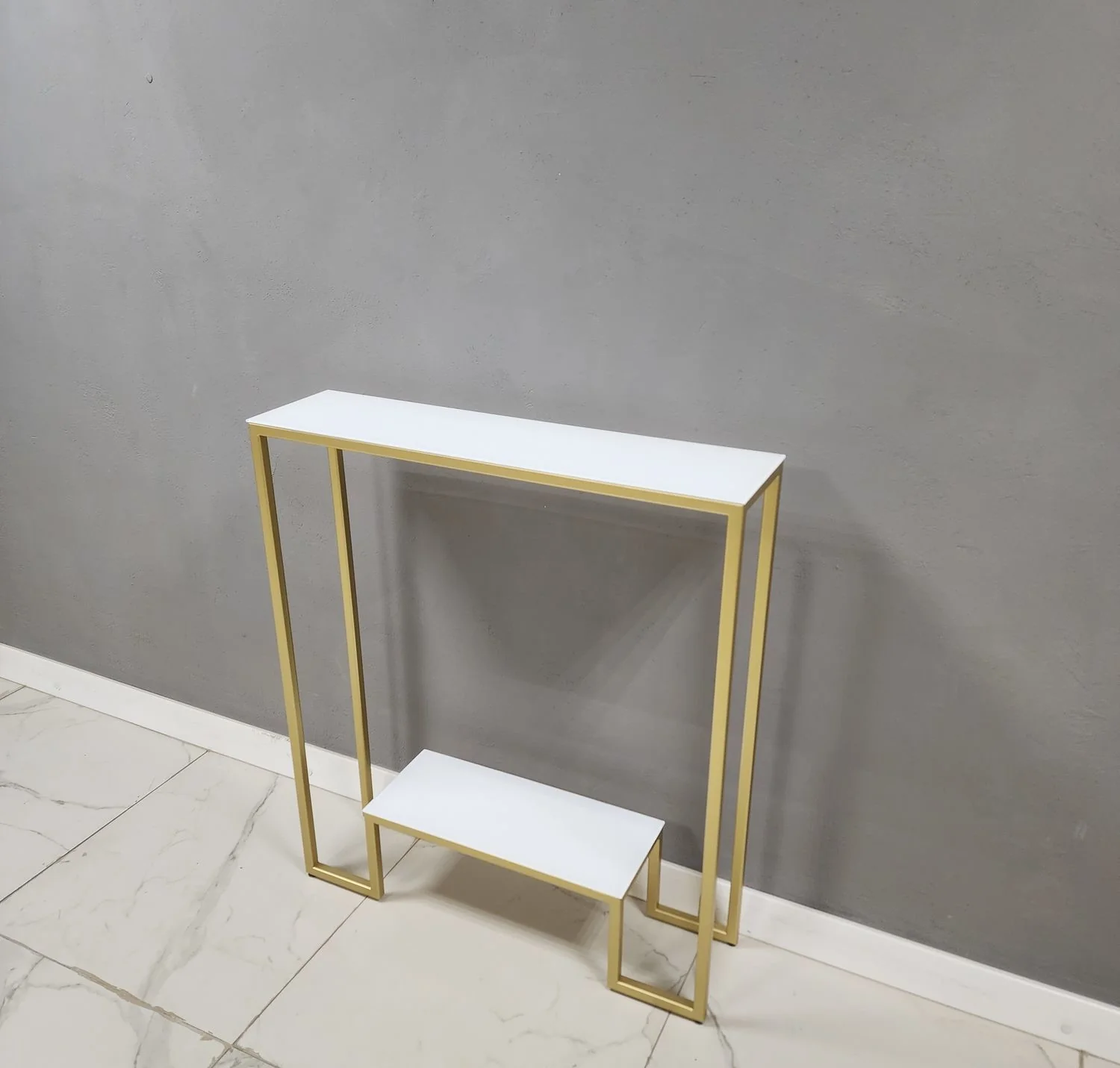 White Marble Wonder Metal Console - Image 3